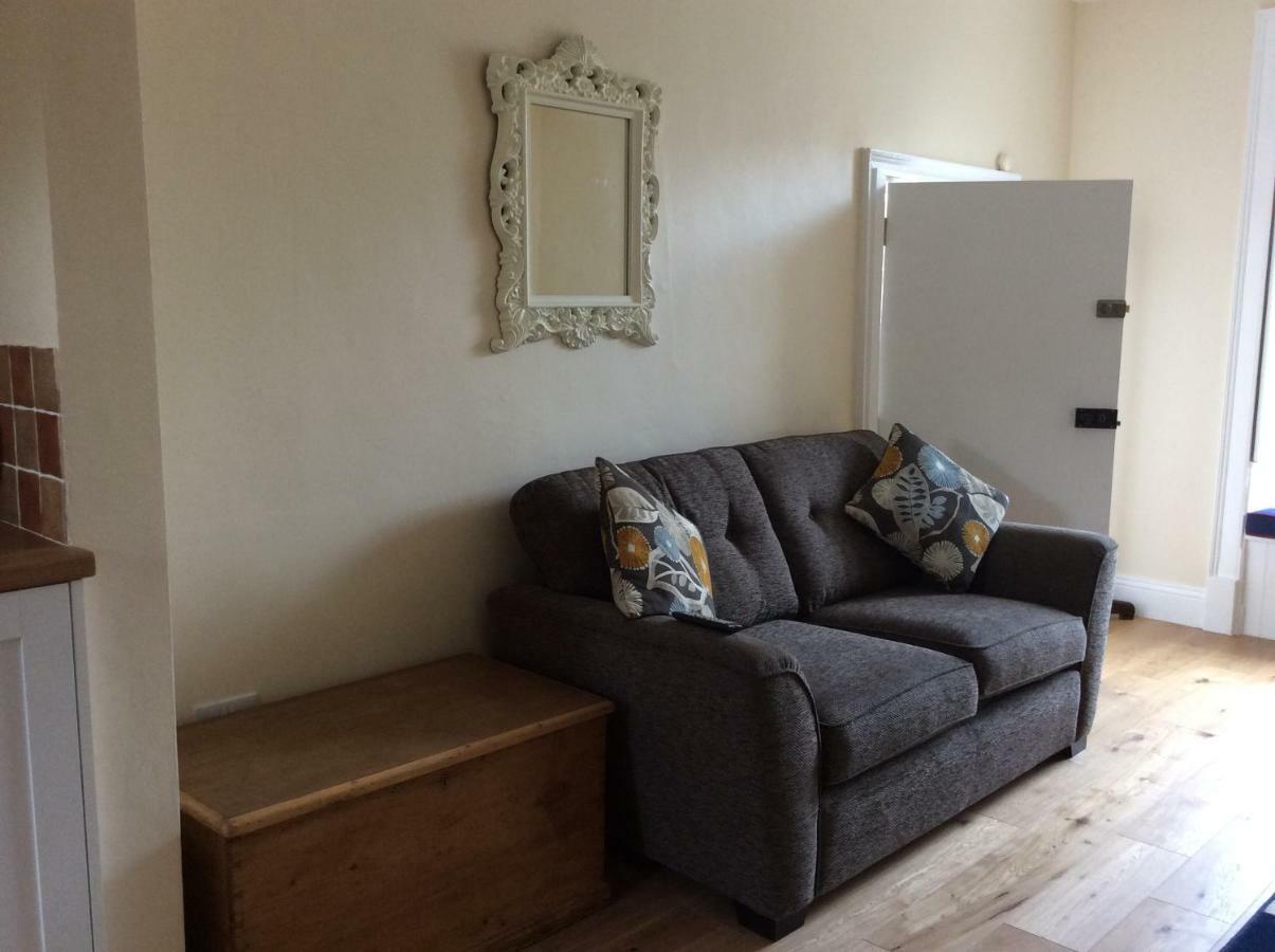 West View Apartment Belford Bagian luar foto